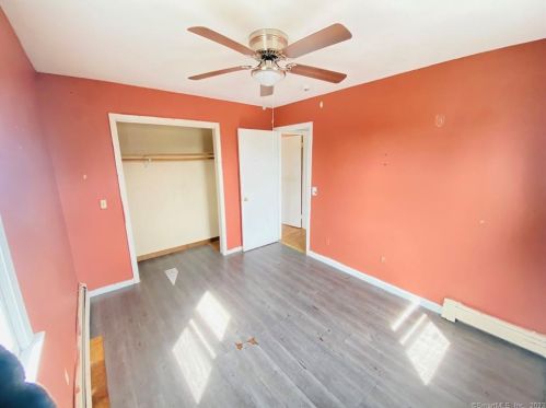 719 Queen St, Bridgeport CT  06606-3379 exterior