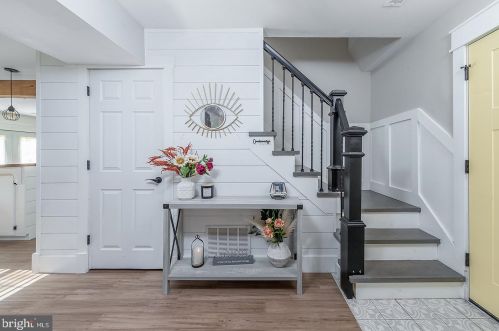 105 Red Stone Rdg, West Deptford NJ  08096-4134 exterior