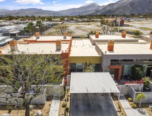 3588 Quiet Side St, Palm Springs CA  92262-0422 exterior