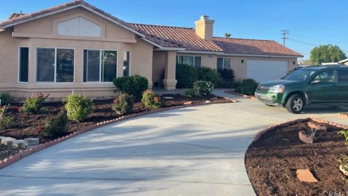 15008 Luna Rd, Victorville, CA 92392-8649