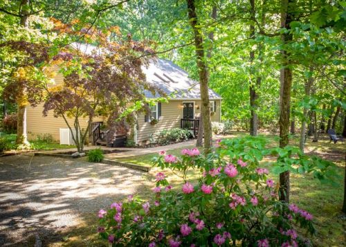 2773 Judes Ferry Rd, Powhatan, VA 23139-5218
