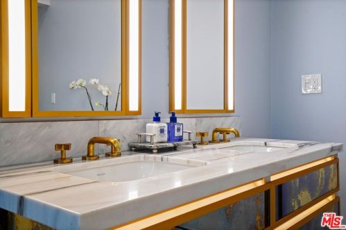 4552 Ethel Ave, North Hollywood CA  91605-4703 exterior