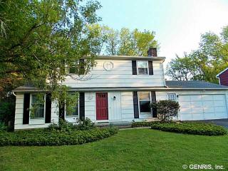 5 Camden Ct, Fairport, NY 14450-9730