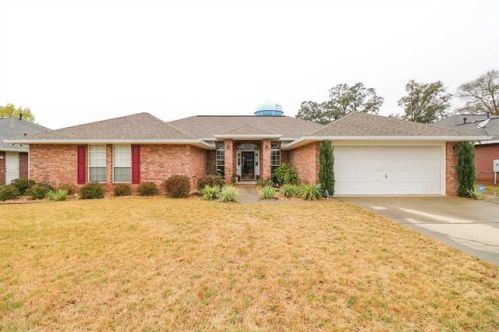 5333 Willow Oak Dr, Milton, FL 32571-6280