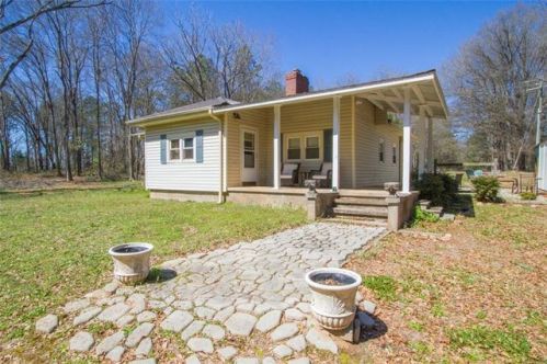 3225 Old Williamston Rd, Anderson SC  29621-4240 exterior