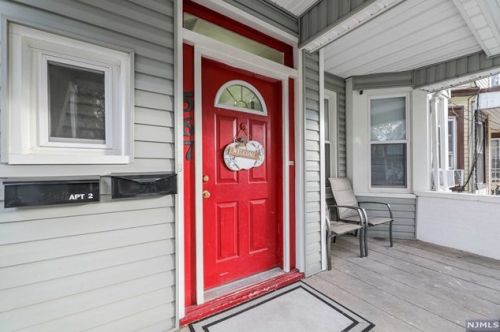 567 Summer Ave, Newark NJ  07104-3022 exterior