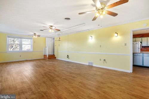 13070 Old Valley Pike, Edinburg VA  22824-3144 exterior