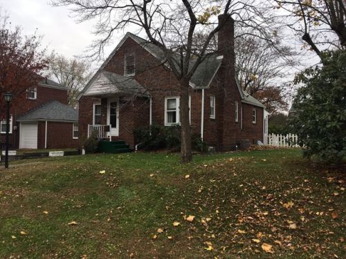 209 Highland Ave, Cheswick, PA 15024-1404