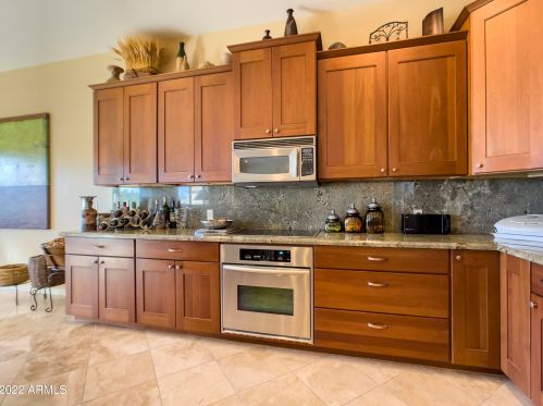 38233 31st Ave, Phoenix AZ  85086-7291 exterior