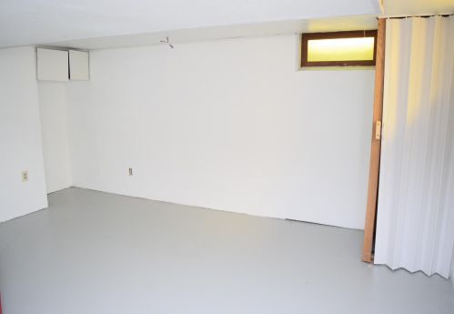 215 Moreland Blvd, Waukesha WI  53188-2464 exterior