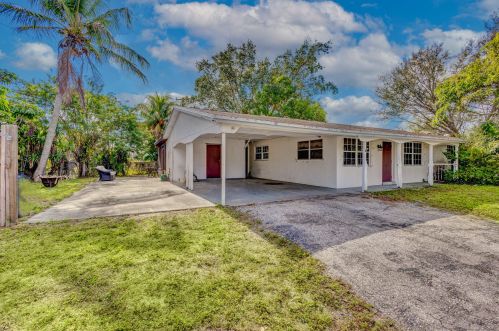 9414 Military Trl, West Palm Beach, FL 33410-5855