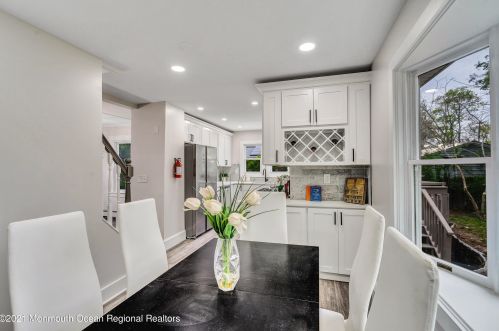 226 Davis Ave, Lacey NJ  08731-3519 exterior