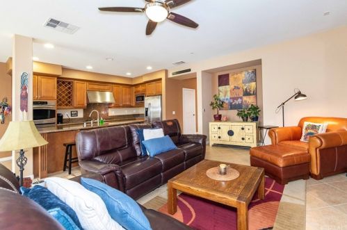 40347 Amesbury Ln, Temecula CA 92591-4432 exterior