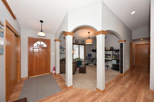 5830 121, Milwaukee WI 53227-3878 exterior