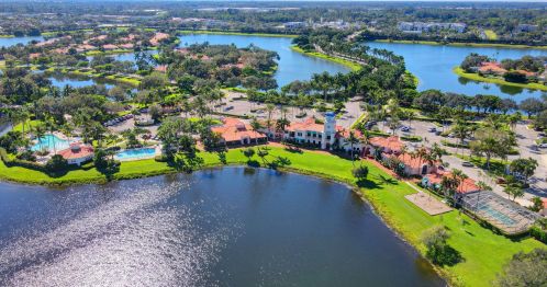 7854 Olympia Dr, West Palm Beach, FL 33411-5783