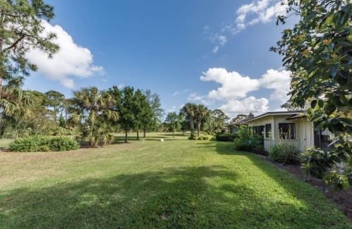 103 Prestwick Cir, Vero Beach FL 32967-7515 exterior