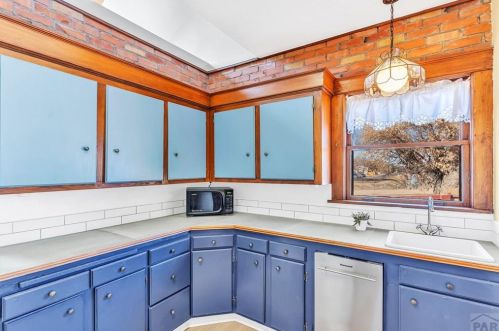 126 Adams Ave, Pueblo CO 81004-2124 exterior