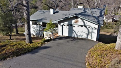 20715 Rising Hill Cir, Groveland, CA 95321-9592