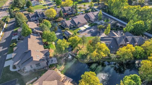 647 Brookside Dr, Crown Point IN  46307-4369 exterior