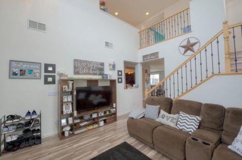 20608 Sarazen Pl, Grayson CA  exterior