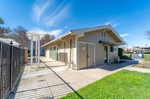 1177 Norwegian Ave, Modesto CA  95350-3649 exterior