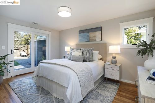 4215 Glen Ave, Oakland CA  94611-4349 exterior