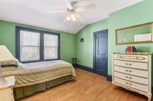 4837 Clinton Ave, Minneapolis MN 55419-5658 exterior