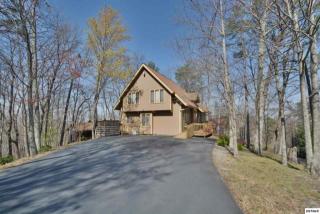 730 Wiley Oakley Dr, Gatlinburg, TN 37738-4224