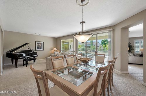 15517 Las Verdes Way, Sun City, AZ 85374-5476