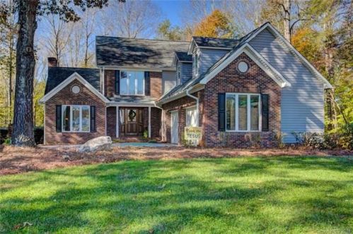 110 Brookshire Dr, Salisbury, NC 28146-1702