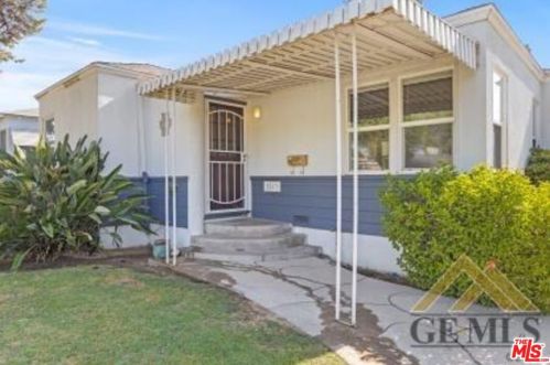 2513 Alturas Dr, Bakersfield, CA 93305-2404