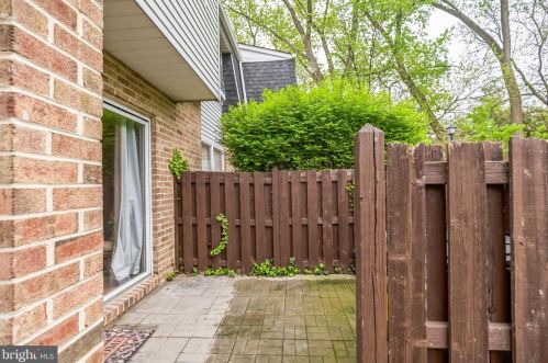 3056 Harbour Dr, Palmyra NJ  08065-2208 exterior