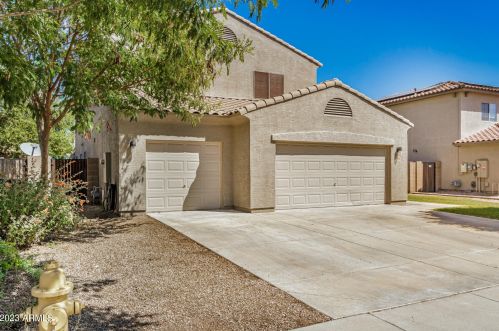 15946 Port Royale Ln, Sun City, AZ 85379-5151