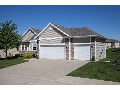 14319 Greenbelt Dr, Des Moines, IA 50323-2524
