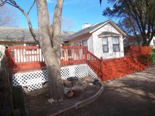 1410 Elm Brook Dr, Austin TX  78758-2244 exterior