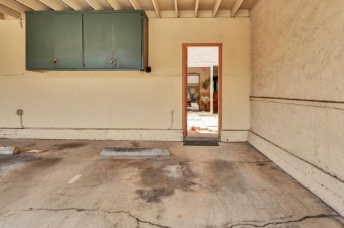 452 Linfield Pl, Santa Barbara CA  93117-4030 exterior