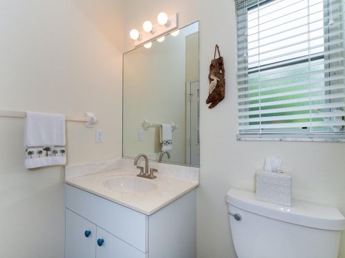 593 Rotonda Cir, Placida FL  33947-2022 exterior