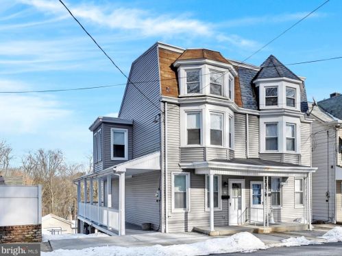 230 Berne St, Schuylkill Haven, PA 17972-1806