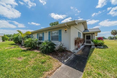 243 Gloucester Blvd, Ruskin, FL 33573-7326
