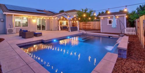 9674 Two Harbors Dr, Elk Grove CA  95624-4491 exterior