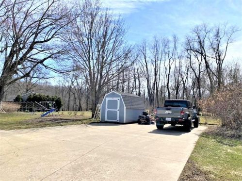 34 Dixie Dr, Mount Vernon OH  43050-4703 exterior