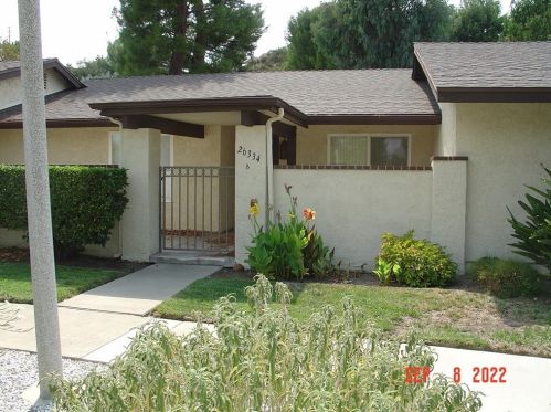 26334 Oakspur Dr, Santa Clarita, CA 91321-1367