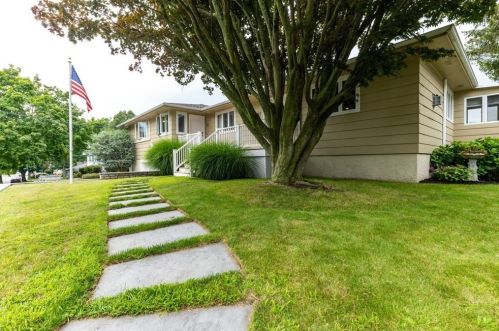 59 Fairmount St, New Bedford MA  02740-2716 exterior