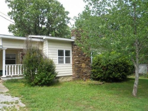 1714 5th St, Fayetteville, AR 72701-4542