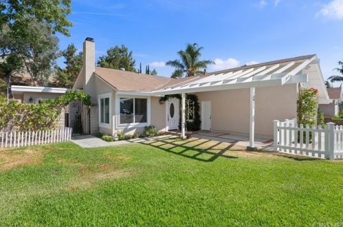 22421 Abordo Dr, Santa Clarita, CA 91350-1541