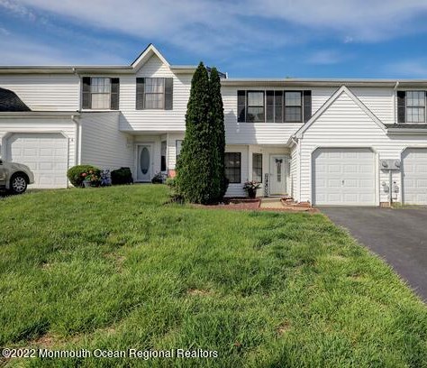 6 Harbor Cir, East Freehold, NJ 07728-3730
