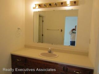 1917 Raulston View Dr, Maryville TN  37803-2871 exterior