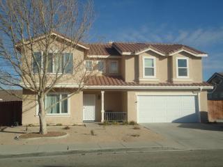 44100 Freer Way, Lancaster, CA 93536-7572