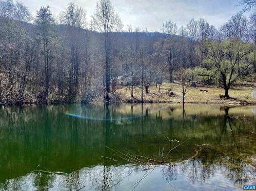 6959 Blackwells Hollow Rd, Crozet, VA 22932-1523