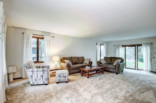 423 Oak St, Crescent, WI 54727-9705